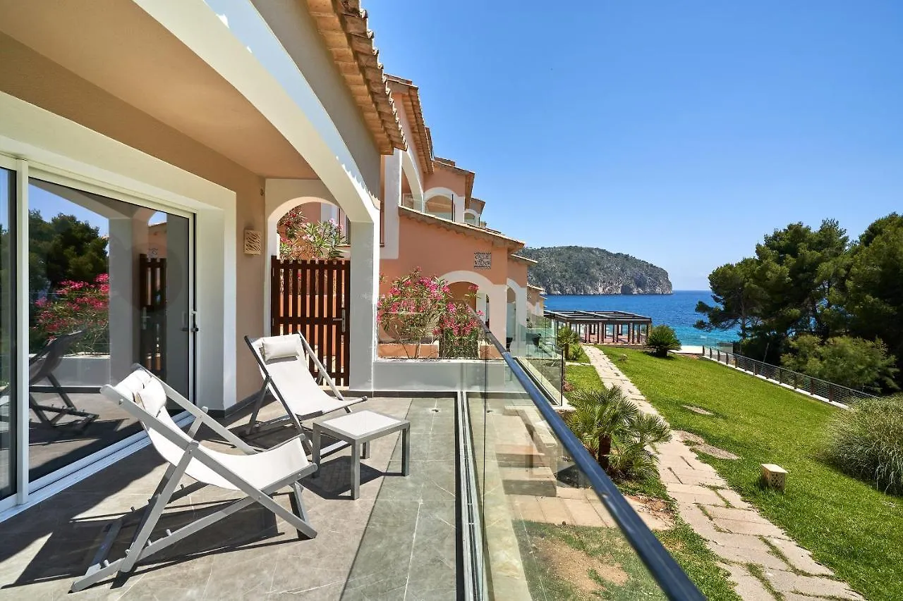 Bahia Suites Camp De Mar Aparthotel
