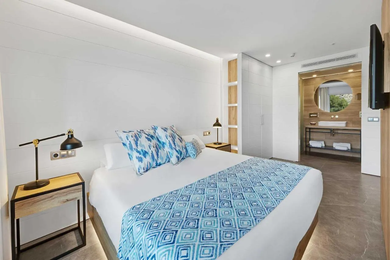 **** Apartahotel Bahía Suites Camp de Mar España